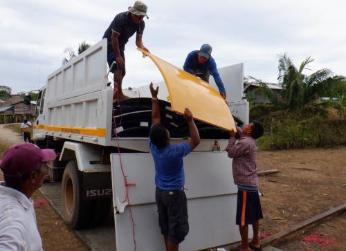panama6unloadingmaterials.jpg