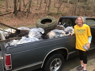 cleanuptruckload.jpg