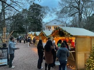 Christkindlmarket (18).jpg